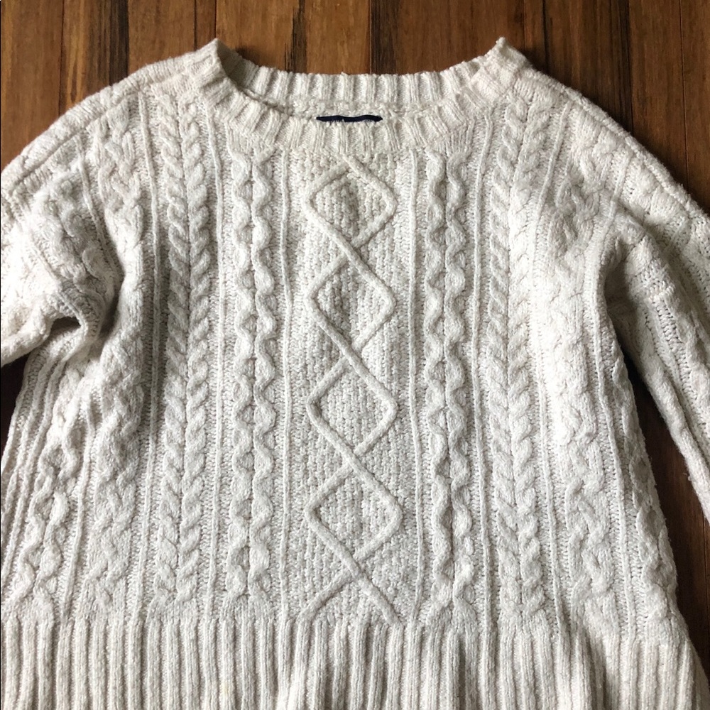 White Patterned Sweater - image 2